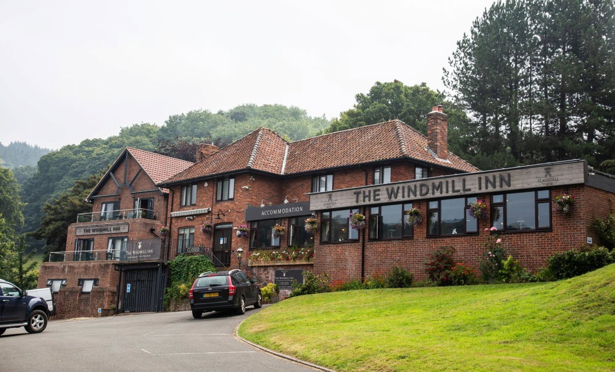 Hotel · The Windmill Inn, Watchet