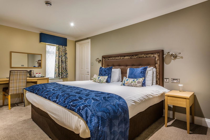 The Golden Lion Hotel, St Ives, Cambridgeshire - The Coaching Inn Group, St Ives, United Kingdom