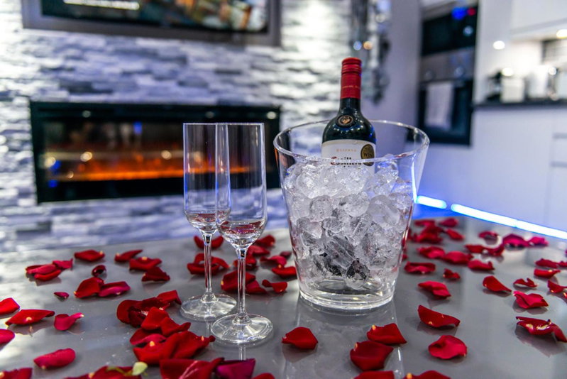 Velmora Suites Bradford, Bradford, United Kingdom