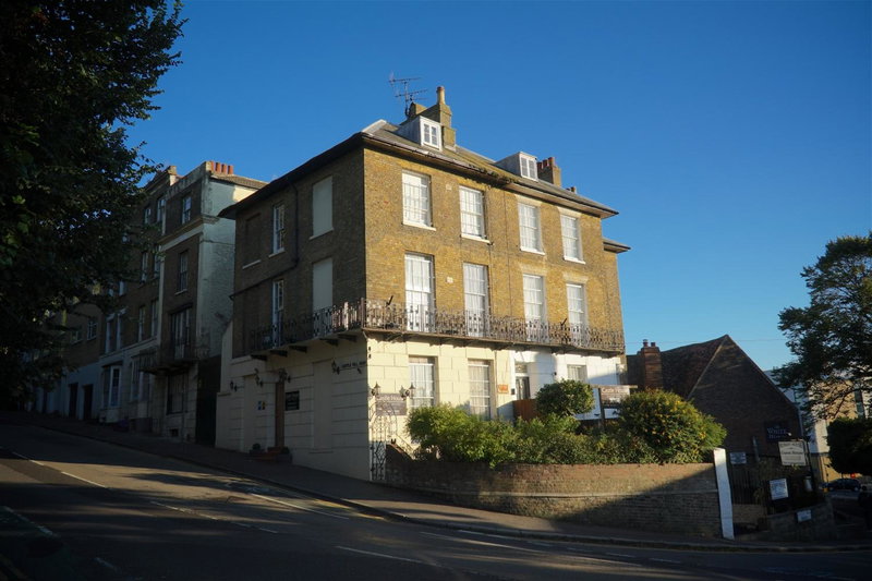 Castle House Guest House, Dover, United Kingdom