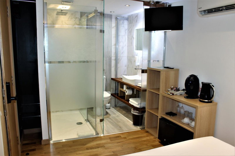 RIOSHOUSE Henley, Henley on Thames, United Kingdom