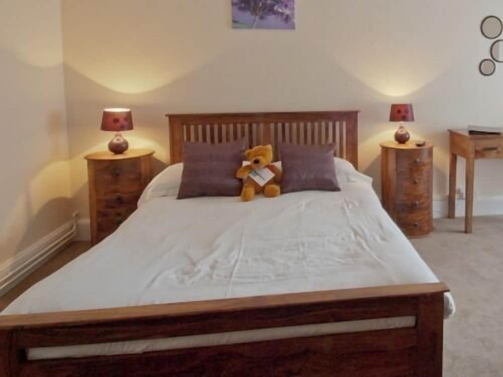 Hotel · Dolphin Hotel, Wincanton