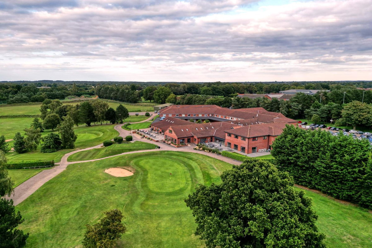 Hotel · Wensum Valley Hotel Golf and Country Club, Norwich
