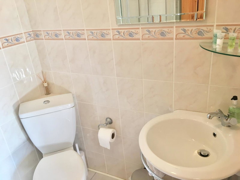 White Cottage B&B, North Kessock, United Kingdom