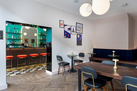 D8 - Shoreditch, London, United Kingdom