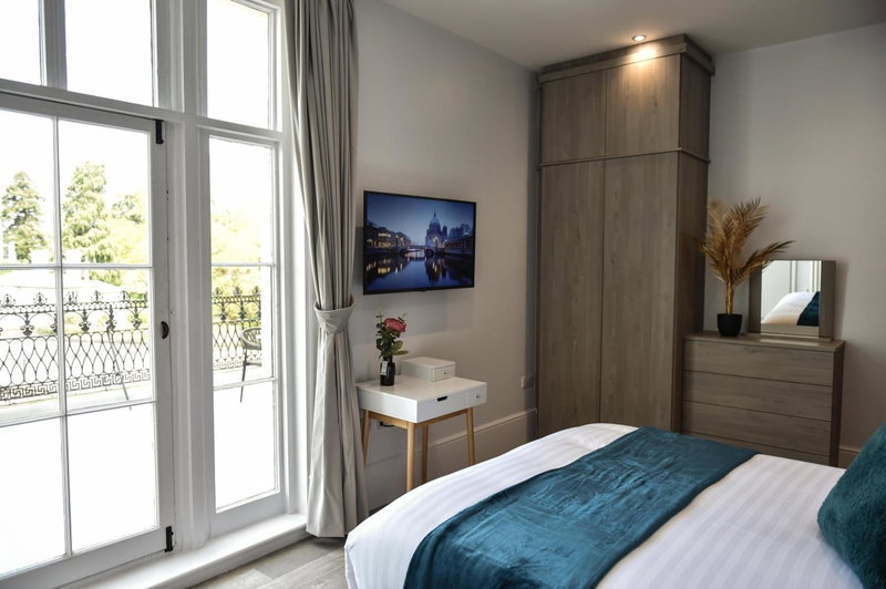 Victoria Colonnade Aparthotel, Leamington Spa, United Kingdom