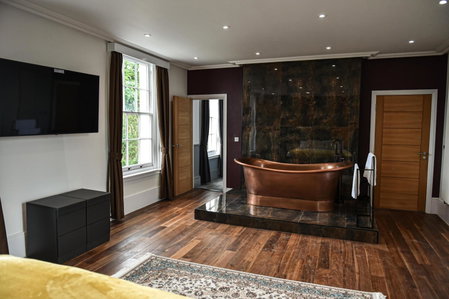 Victoria Colonnade Aparthotel, Leamington Spa, United Kingdom