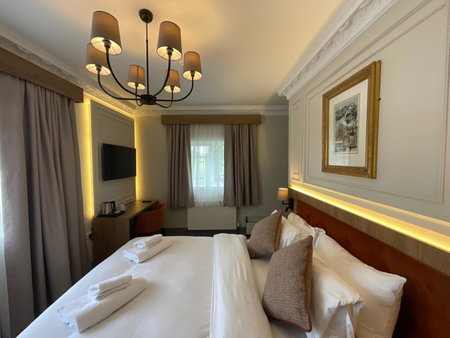 Old Mill Hotel & Lodge, Bath, United Kingdom