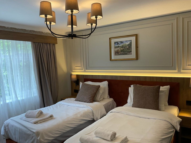Old Mill Hotel & Lodge, Bath, United Kingdom