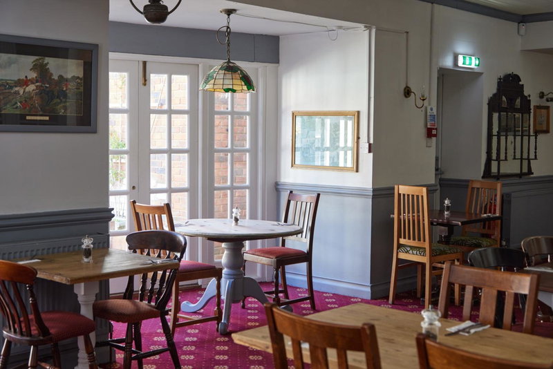 Bear Hotel by Greene King Inns, Havant, United Kingdom