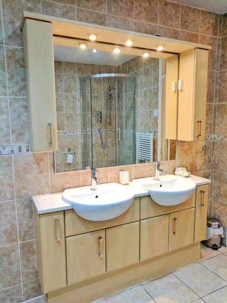 Glendevon House Hotel, Bromley, United Kingdom