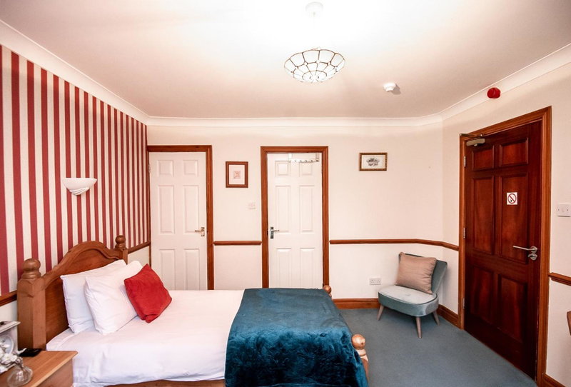 Trivelles Waterhall Country Gatwick Hotel & airport parking, Crawley, United Kingdom