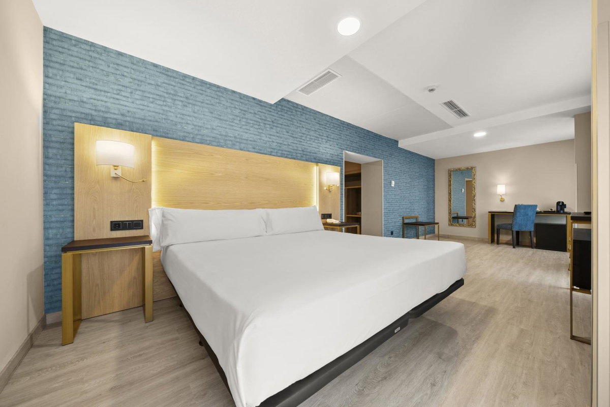 Hotel · Hotel Zentral Ramiro I Oviedo, Oviedo