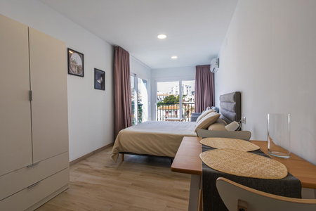 Apartamentos Turisticos José Cruz, Nerja, Spain