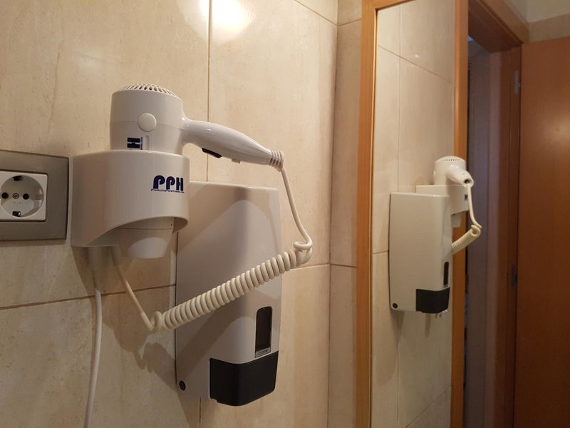 Hostal LK Barcelona, Barcelona, Spain