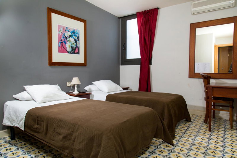 Hostal LK Barcelona, Barcelona, Spain