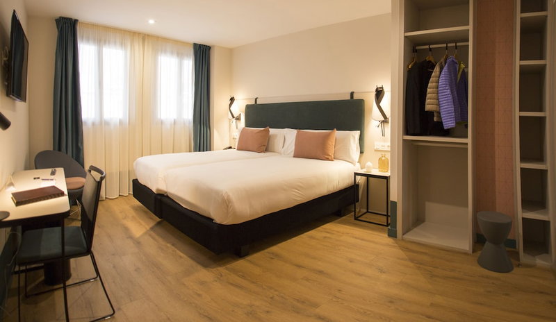Hotel Plaza de la Paz, Haro, Spain