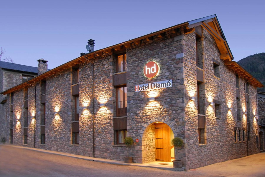 Hotel Diamó, Castejón de Sos, Spain