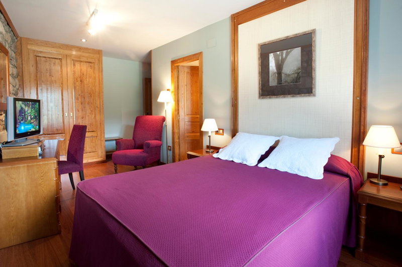 Hotel Diamó, Castejón de Sos, Spain