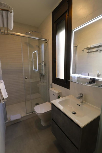 Hostal Hispano - Argentino Gran Vía, Madrid, Spain