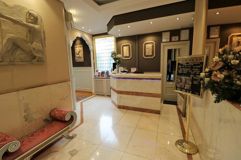 Hostal Hispano - Argentino Gran Vía, Madrid, Spain