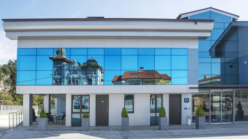 Hotel Villa Rosario II, Edificio Moderno, Ribadesella, Spain