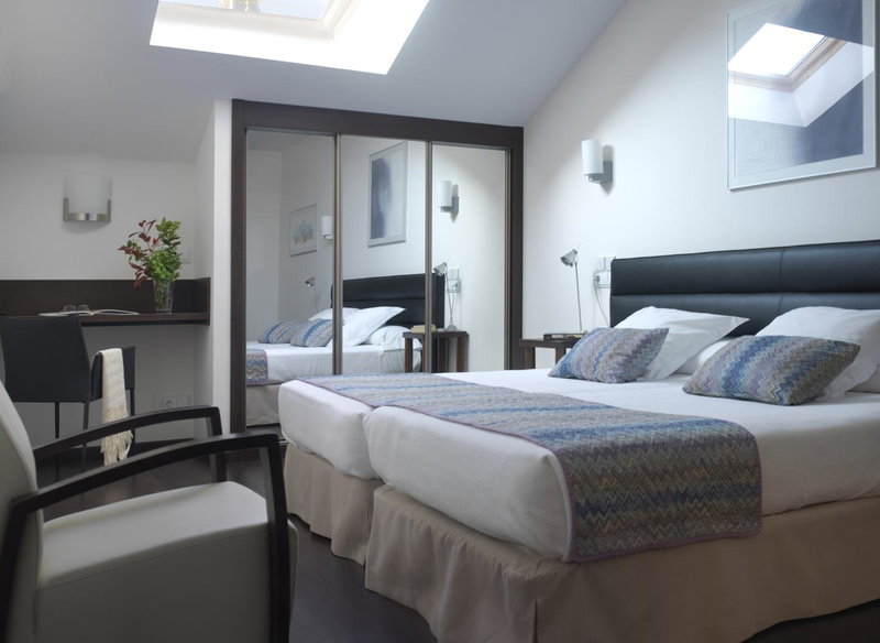 Hotel Villa Rosario II, Edificio Moderno, Ribadesella, Spain