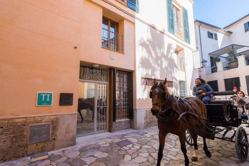 Vintage Palma Palace Apartments TI by PriorityVillas, Palma de Mallorca, Spain