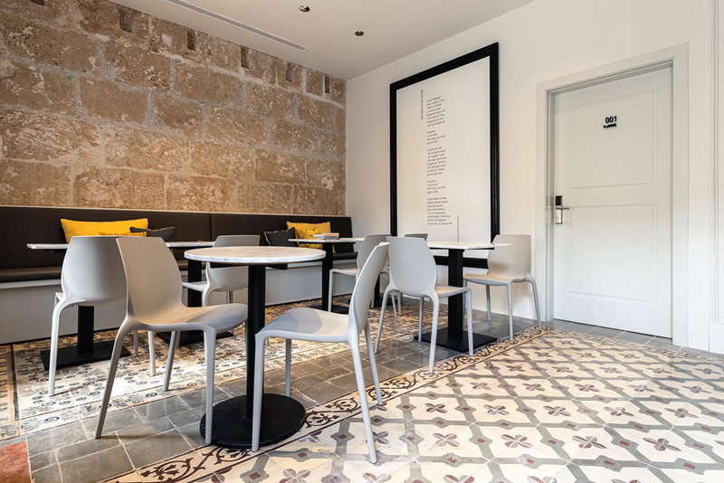"unic, turisme d'interior", Andratx, Spain