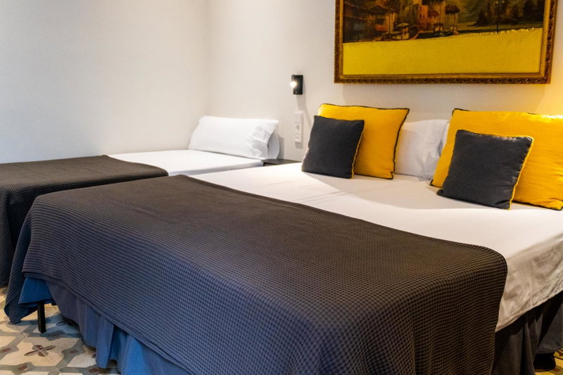 "unic, turisme d'interior", Andratx, Spain