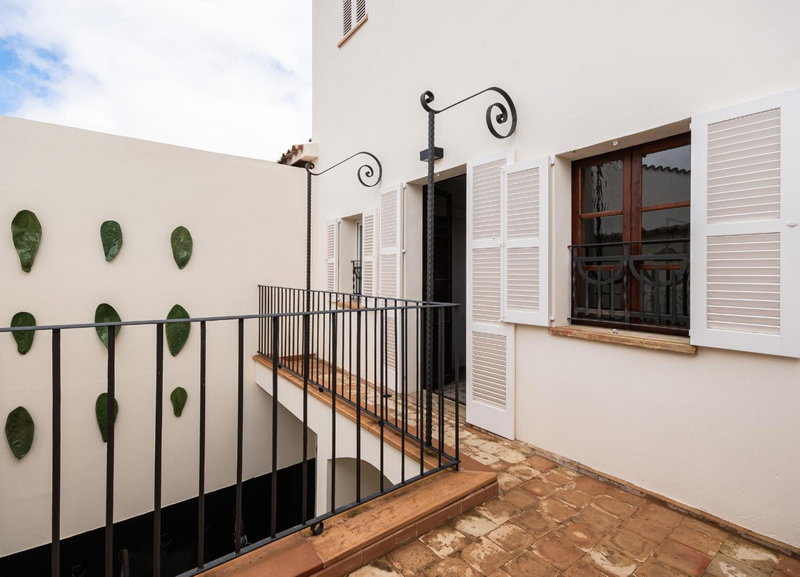 "unic, turisme d'interior", Andratx, Spain