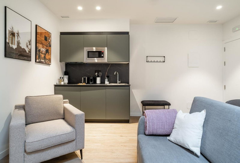 Limehome Vitoria Palacio de los Álava-Velasco, Vitoria-Gasteiz, Spain