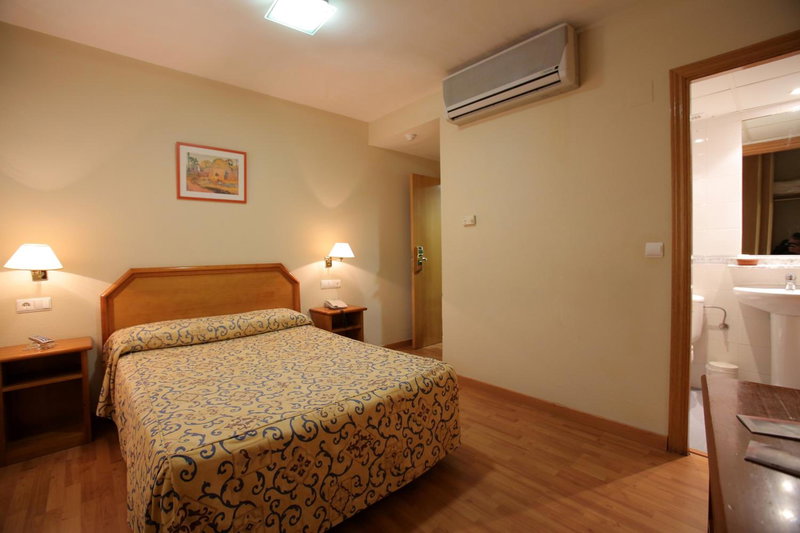 Hotel Hispania, Zaragoza, Spain