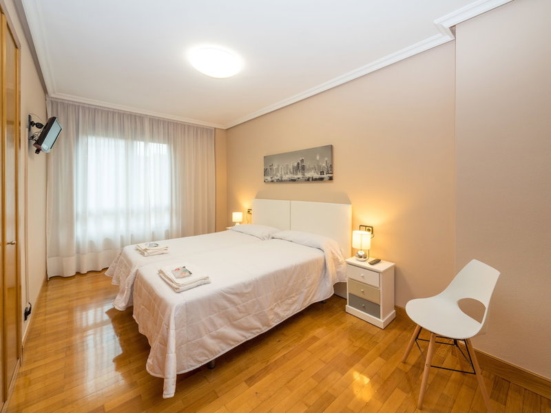 Gestión de Alojamientos Rooms - Guest House, Pamplona, Spain