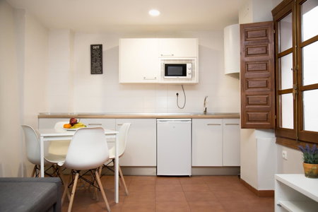 Apartamentos Nahira Suites 3000, Granada, Spain
