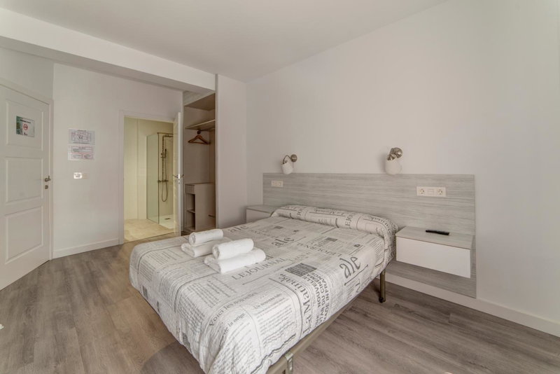 Hostal Lar, Burgos, Spain