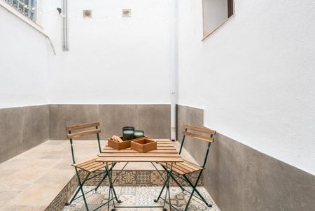 Apartamentos Luna Suites Palacio Dorita, Granada, Spain