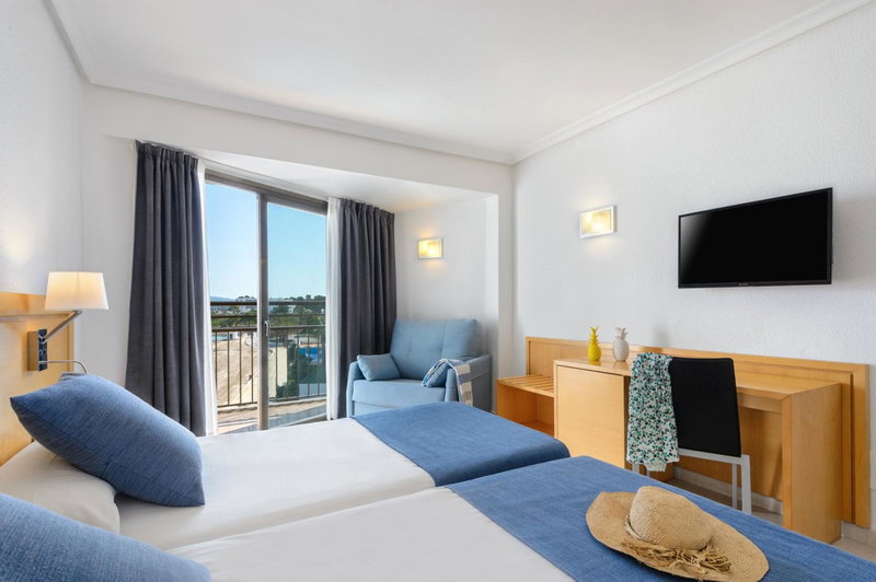 Hotel Vibra San Remo, San Antonio Bay, Spain