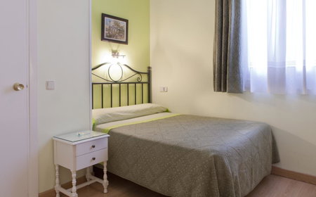 Hostal Los Alpes, Madrid, Spain