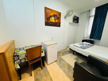 Hostal Mont Thabor, Barcelona, Spain