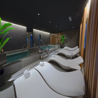 Apartamentos Neptuno, Calella, Spain