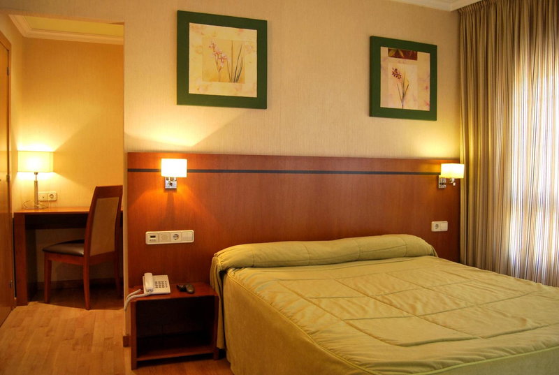 Hotel HHB Pontevedra Confort, Pontevedra, Spain