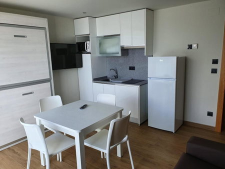 Apartamentos Playa De Los Barcos, Isla, Spain