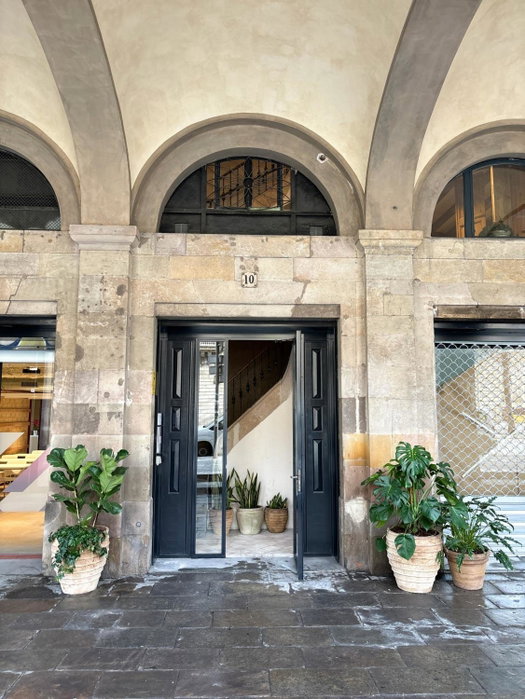 Hostal Porxos Garden, Barcelona, Spain
