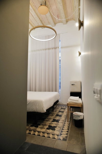 Hostal Porxos Garden, Barcelona, Spain