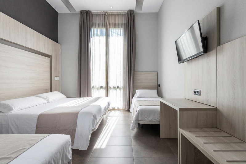Plaza Goya Rooms, Eixample, Spain