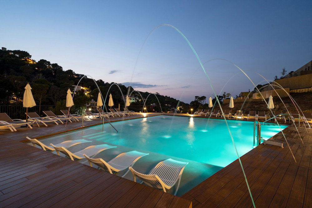 Hotel · Talaia Plaza Ecoresort, Begur