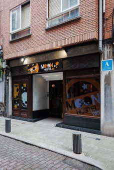 Moon Hostel Bio, Bilbao, Spain