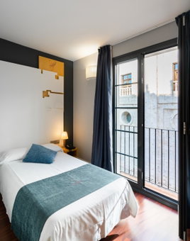 Dorma El Coloquio, Valladolid, Spain