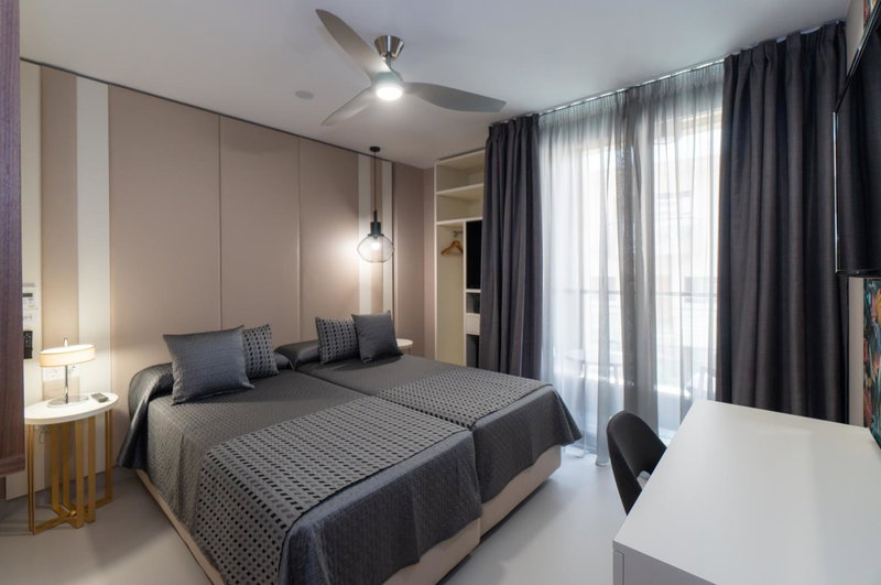 Hotel Perla del Sur, Torremolinos, Spain